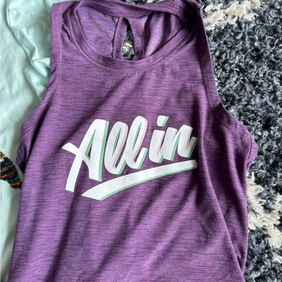 Bundle of 3 Girls Tops - Picture 4 of 10